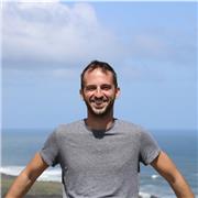 A través de procesos de coaching 1-1 ayudo a estudiantes a promover su autoconciencia y el reconocimiento de sus propios recursos